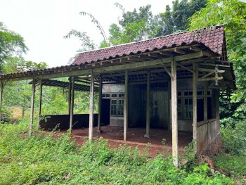 Tanah Kebun Durian Bonus Rumah Joglo Mojogedang Karanganyar #1