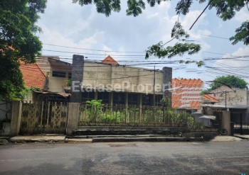 Bangunan Komersil Hitung Tanah Jl Sulawesi Jauh Di Bawah Harga Pasar #1