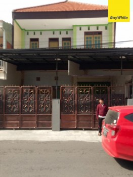 Rumah Disewakan Bangunan 2 Lantai Di Rungkut Menanggal , Surabaya #1