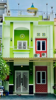 Rumah Mewah 2 Lantai Di Cemara Indah Dekat Tol Tanjung Mulia #1
