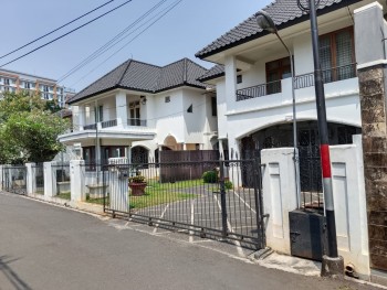 Rumah Asri 2 Lantai Di Jln Gempol Ceger Jakarta Timur #1
