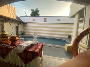 Rumah Ada Swimming Pool Di Jl. Bangka Jakarta Selatan #1