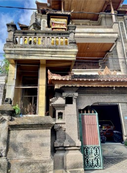 Rumah 3 Lantai Di Padang Sambian Denpasar Bali Siap Huni #1