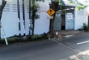 Commercial For Rent In Dukuh Kupang, East Java #1