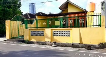 Disewakan Rumah Second Luas Dan Murah Di Tengah Kota Pajang Laweyan Surakarta #1