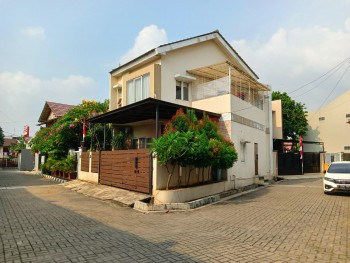 Rumah Hook Dijual Murah Lokasi Di Jatiwaringin Pondok Gede #1