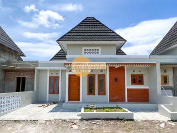 Rumah Prambanan 100 Meter Jalan Raya Jogja Solo #1