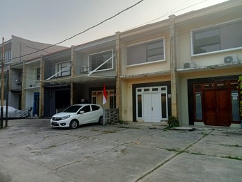 Disewakan Rukan 2 Lantai Di Gandaria Utara Kebayoran Jakarta Selatan #1