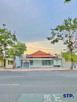 Disewakan, Rumah Komersil Raya Gubeng, Surabaya #1