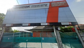 Jual Cepat, Bangunan Komersil Ruko + Gudang Di Jalan Raya Sawunggaling, Bojonegoro #1