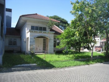 Jual Hitung Tanah Lokasi Bagus Di Citraland, Surabaya #1