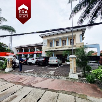 Gedung Dealer Mobil, Jl. Matraman Raya, Jakarta Timur #1