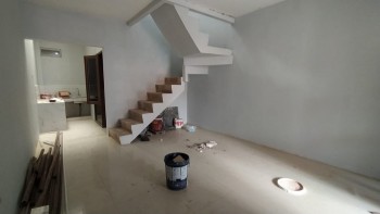 Dijual Rumah Cantik Siahuni Di Kampung Ambon Kayu Putih Jakarta Timur #1
