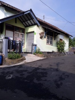 Rumah Pinggir Jalan Cocok Untuk Hunian Songgokerto Kota Batu #1