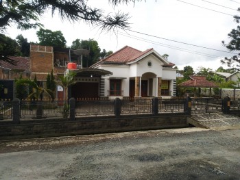 Dijual Cepat Rumah/villa Jatihurip Sumedang #1