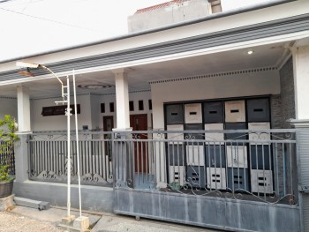 Rumah Di Perum. Jaya Abadi, Jombang #1