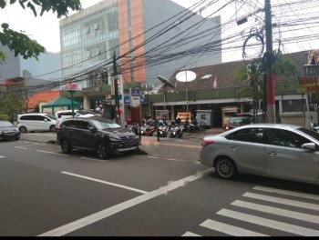 Disewakan Ruko Pinggir Jalan Raya, Rawamangun, Jakarta Timur #1