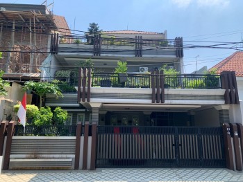 Rumah Luas Dan Nyaman 3 Lantai,aman Di Gading Griya Lestari Jakarta Utara #1