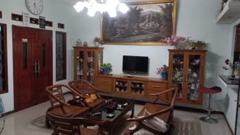 Rumah Dalam Komplek Di Gunung Batu Sukaraja Cicendo Kodya Bandung #1