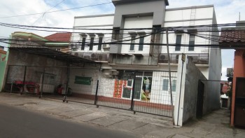 Disewakan Ruko Besar Murah Pinggir Jalan Bintara Jaya Bekasi #1