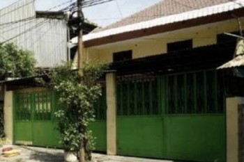 6 Bedroom House For Sale In Bubutan, East Java #1