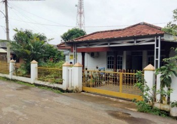 New Listing Dijual Rumah + Bedeng Di Jl. Taman Murni Alang Alang Lebar Palembang #1