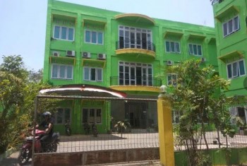 Dijual Tanah Dan Gedung 3 Lantai Ex Stikes Di Jalan Re Martadinata, Kota Bangkalan, Madura #1