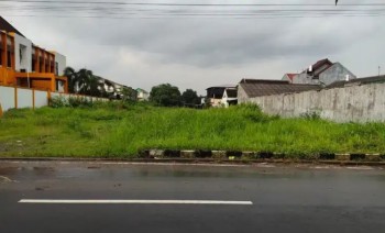 Tanah  Lokasi : Sumber Banjarsari Surakarta #1