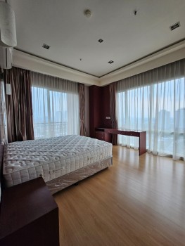 Apartemen Disewa Senayan Residence 3 Br Uk160m2 Furnished Best Deal At Jakarta Selatan #1