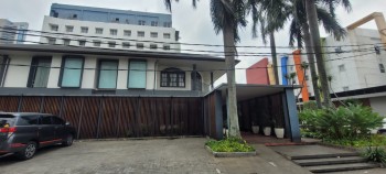 Disewakan Bangunan 2 Lantai Ex Restoran, Kemang, Jakarta Selatan #1