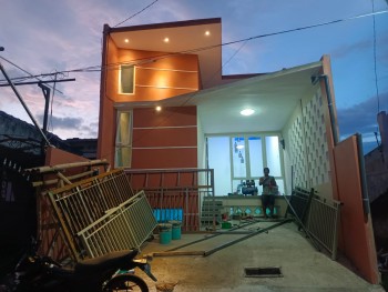 Rumah Siap Huni Promo 710 Jutaan Kekinian 2 Lantai Bebas Banjir Siap Huni  Di Sendangmulyo Tembalang #1