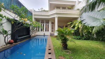 Rumah  Mewah Classic Disewakan Di Kemang Area  Jakarta Selatan #1