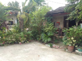 Rumah Rusak Hook Di Taman Lopang Indah Dekat Pasar Rau #1