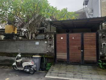 Rumah Full Furnished Di Jl Gunung Payung Denpasar Barat #1