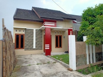 Rumah Baru Ready Stock  Lokasi : Kebakkramat, Karanganyar #1