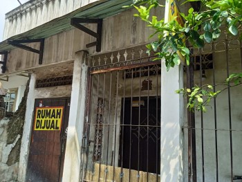 Rumah Dijual Jalan Tuban Bubutan Surabaya #1