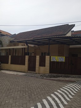 Rumah Dijual/disewa Taman Pondok Indah Wiyung Surabaya #1