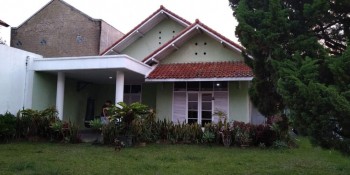 Villa Sejuk Di Area Wisata Maribaya Cibodas Lembang Bandung Barat #1