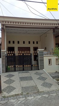 Rumah Disewakan Lokasi Strategis Di Jl. Gubeng Kertajaya, Surabaya #1