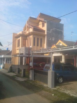 Dijual Rumah 3 Lt Di Jl. Pahlawan Trip, Kel. Jatikerto, Kec. Kromengan, Dekat Kepanjen ,kab. Malang – Bu #1