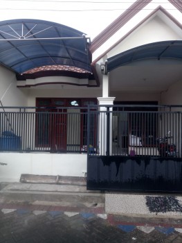 Disewakan Murah Rumah Cantik Sawojajar 2 Full Renovasi, 2 Lantai, Kamar Banyak, Dekat Exit Toll #1