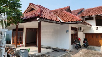Disewakan Rumah Siap Huni Lokasi Strategis Di Studio Kompleks Tvri Kemanggisan Ilir Jakarta Barat #1