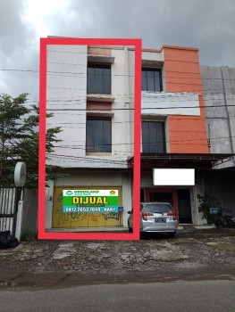 Ruko Bagus 3 Lantai Siap Pakai Lokasi Strategisdi Jalan Besar Dalam Kota  Solo #1