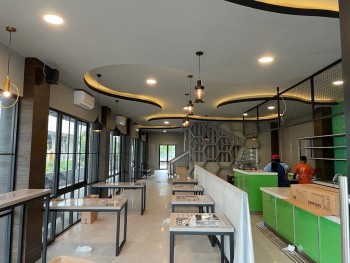Disewakan Resto Baru Siap Pakai Di Raya Wiyung - Surabaya Barat #1