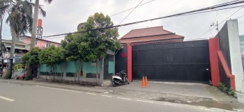 Jual Gedung Cocok Buat Kantor Di Poltangan, Tanjung Barat, Hitung Tanah Saja #1