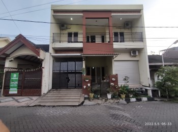 Dijual Rumah Kost Aktif Pondok Candra 2,5 Lantai #1