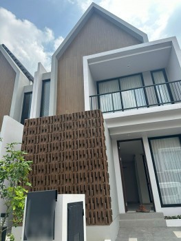 Dijual Rumah Cantik Di Cluster Mahogany Summarecon Bogor #1