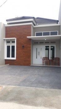 Rumah Modern 680 Jt'an Dekat Tol Cijago Cimanggis Depok #1