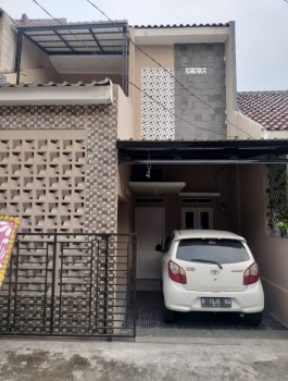 Rumah Ready 2 Lantai 700 Jt'an ,dp 5jt All-in Di Pasir Putih Depok #1