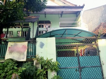 Rumah Second Plus Kontrakan & Kos , 3 Milyar Di Perumnas Klender Jakarta Timur #1